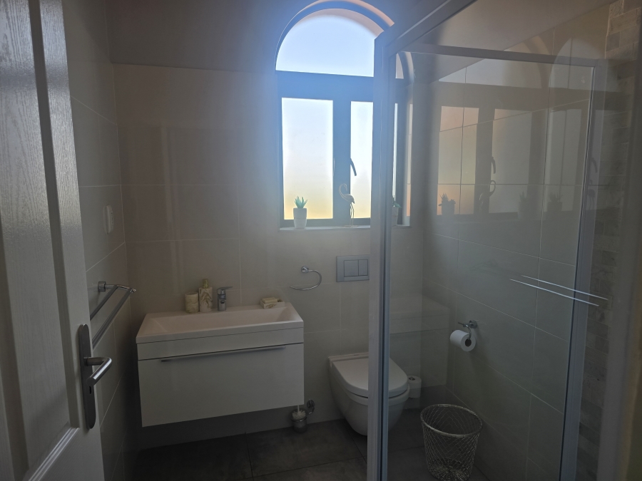 4 Bedroom Property for Sale in Ifafi North West